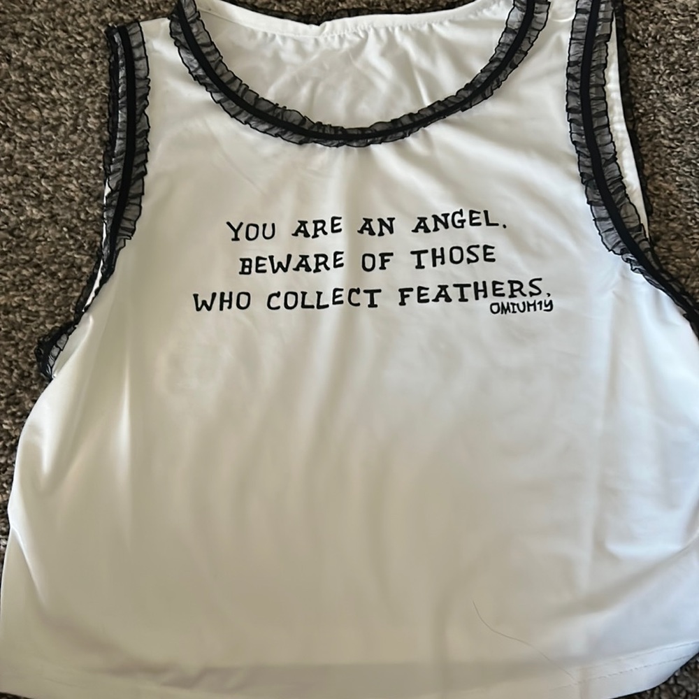 Cropped top